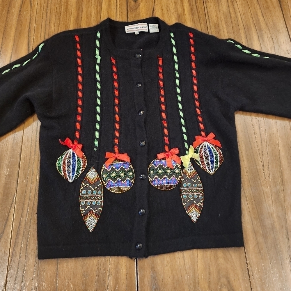 Vintage westbound hong kong Blinged out embroidered wool Christmas Sweater med